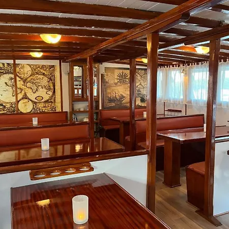 Elena - Boat For 7 Days Charter