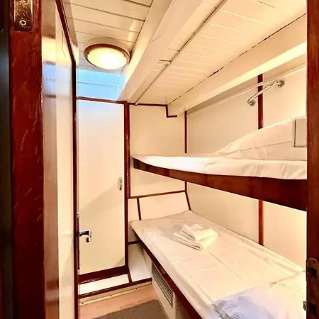 Elena - Boat For 7 Days Charter Botel *